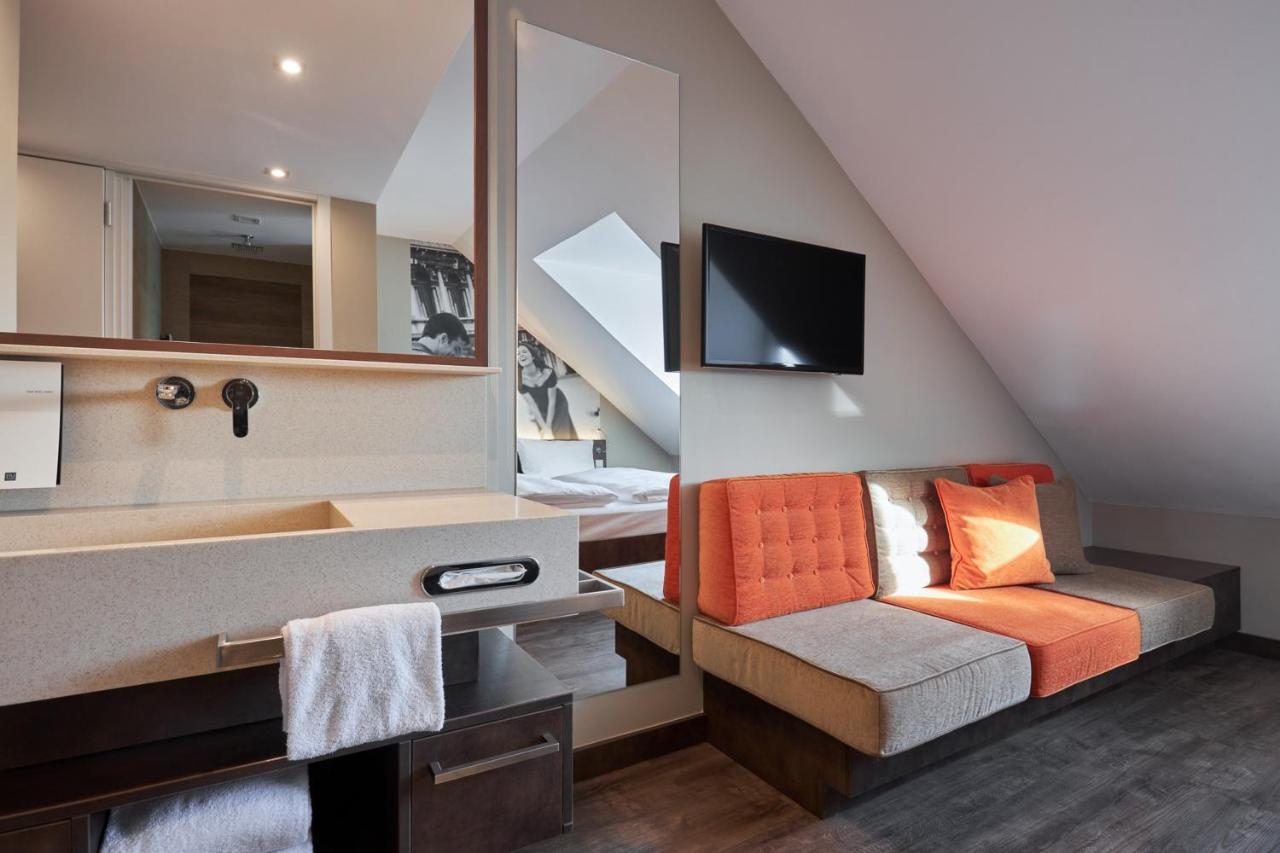 Gio Hotel 4*
