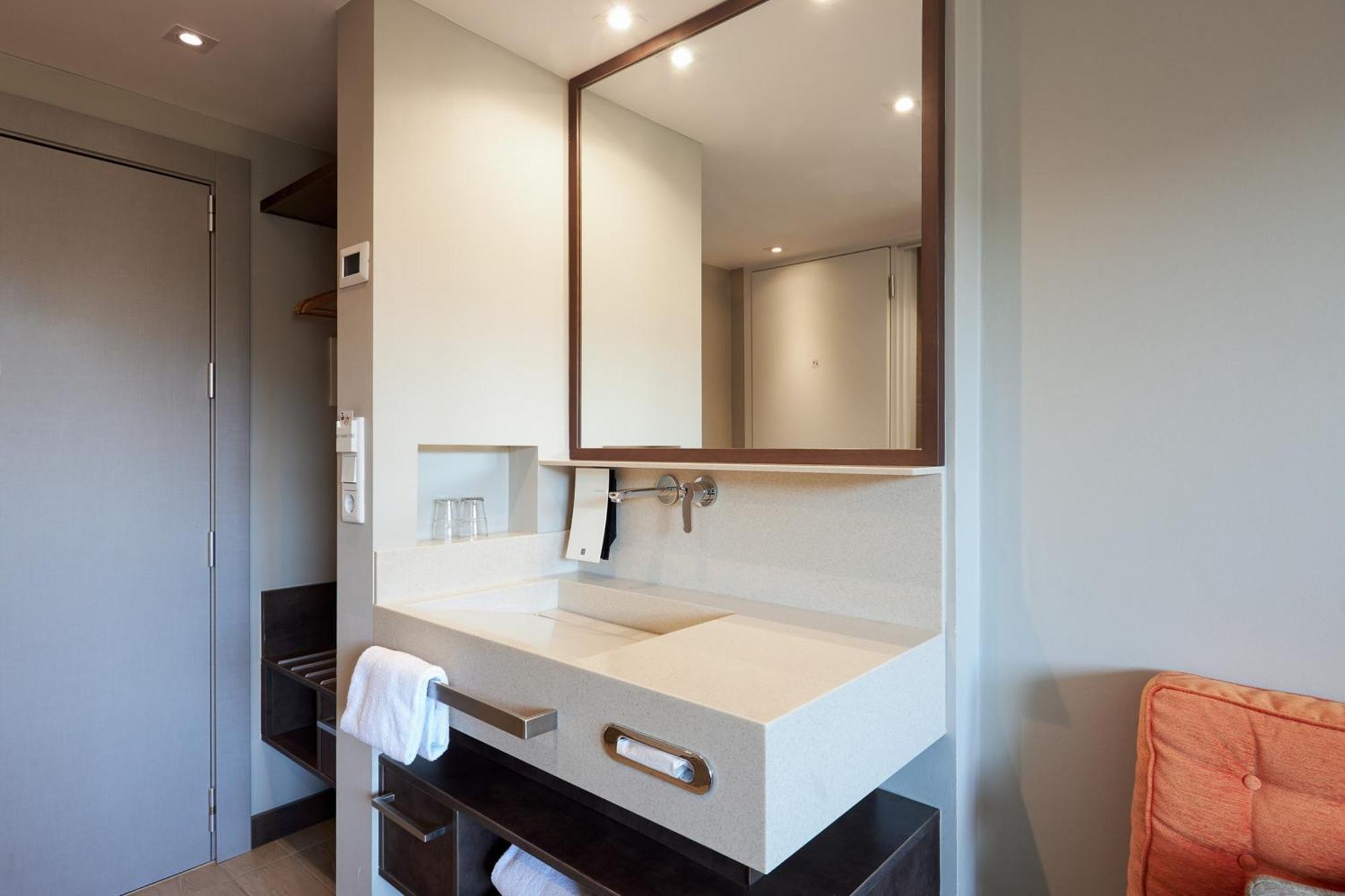 Gio Hotel 4*